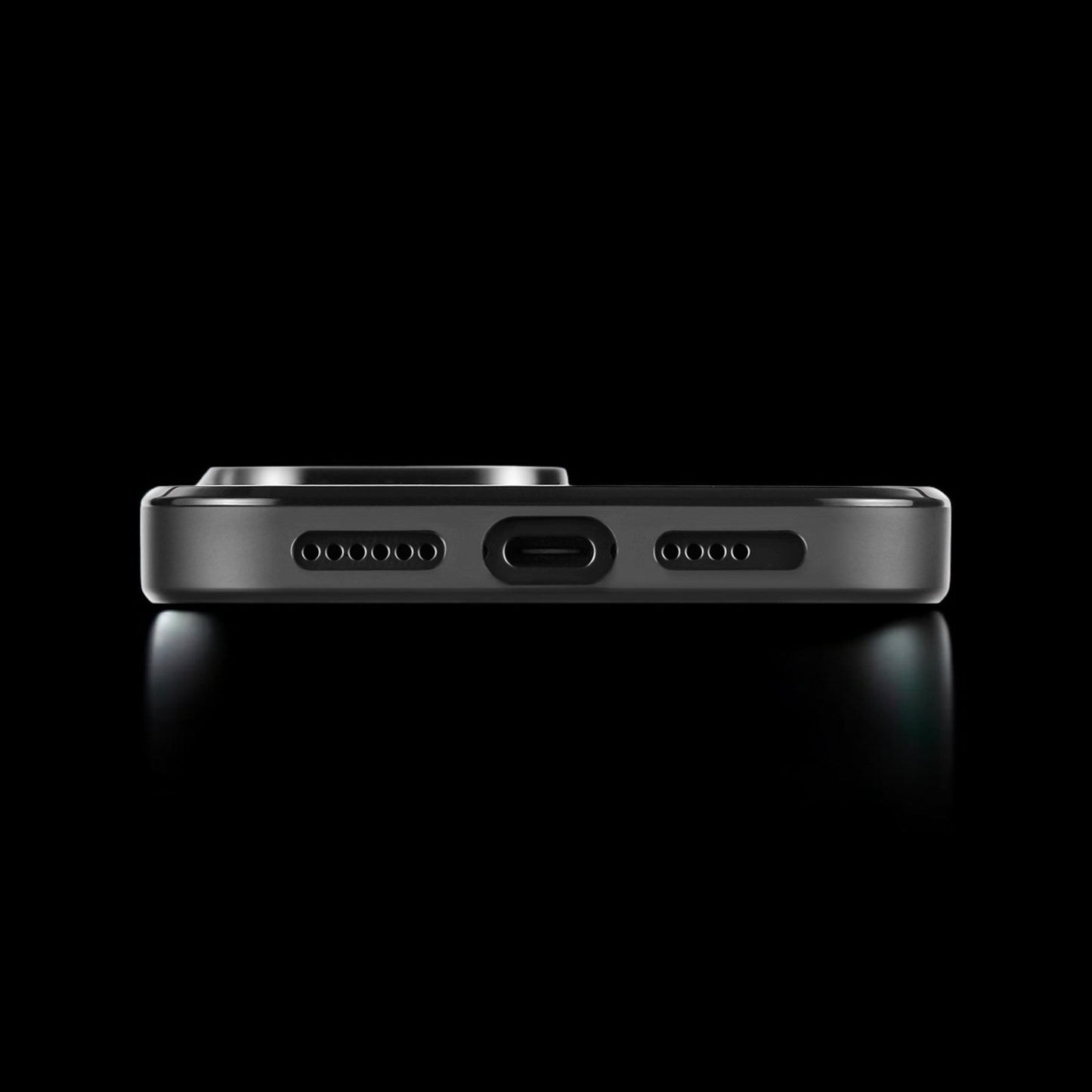 BOLD FORGED Carbon Fiber x Accent | Red | iPhone